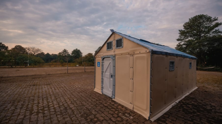 Primeira casa modular foi erguida durante treinamento realizado pela Agência das Nações Unidades para Refugiados - Foto: Joel Vargas/Ascom GVG