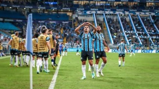 Cristaldo (C) e Soteldo marcaram para o Grêmio - Foto: Lucas Uebel/Grêmio FBPA