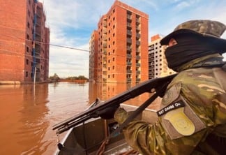 Patrulhamento do Comando Ambiental durante a enchente em São Leopoldo. Foto: Sd Caneppele/BM