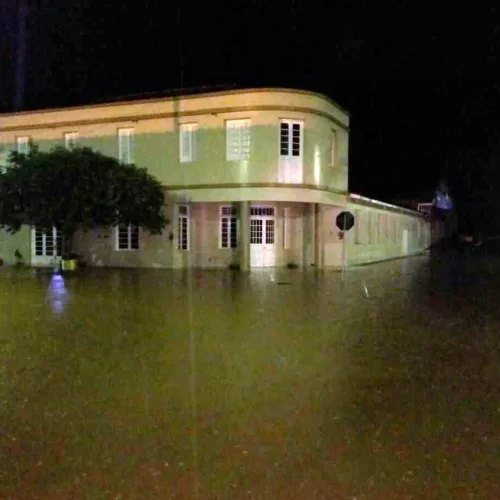 Centro da cidade foi alagado pelo temporal. Foto: Prefeitura de Três Arroios / Divulgação