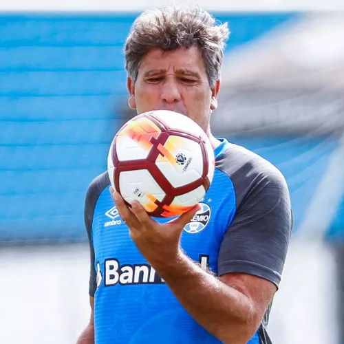 RS - FUTEBOL/GREMIO  - ESPORTES - Jogadores do Gremio realizam treino na tarde desta quinta-feira durante a Pré-Temporada Laghetto Hotéis 2018. FOTO: LUCAS UEBEL/GREMIO FBPA