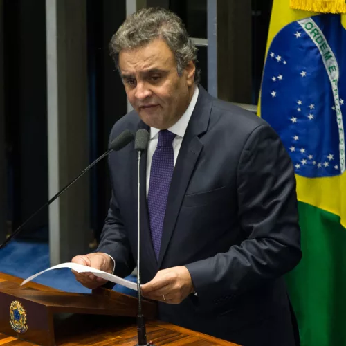  Aécio Neves durante discurso na tribuna do senado.
Foto Lula Marques/Fotos Públicas