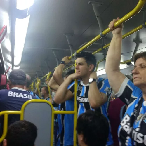Torcedores do Grêmio na linha Futebol. Foto: Vitor de Arruda Pereira/Agora no RS