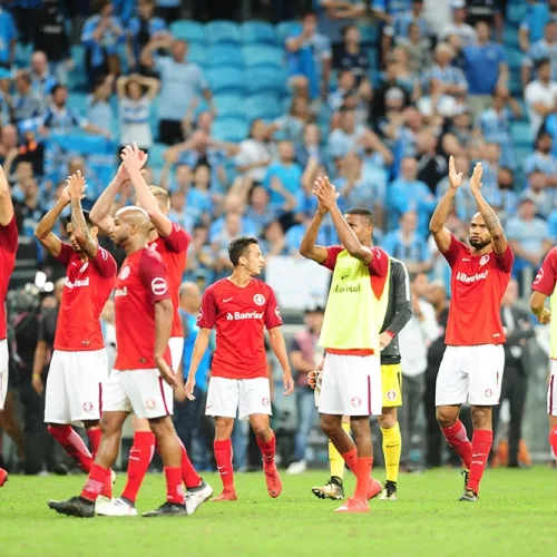 Jogadores comemoram na Arena o empate diante do Grêmio. Foto: Ricardo Duarte/Divulgação