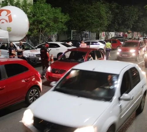 Megablitz em Porto Alegre somou os esforços da Polícia Civil e dos agentes da Balada Segura à Operação Viagem Segura (Foto: Divulgação/Detran RS)