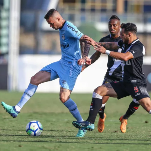 Apesar de maior posse de bola e superioridade na partida, o Grêmio acabou derrotado pelo placar de 1 a 0. Foto: Lucas Uebel/Divulgação