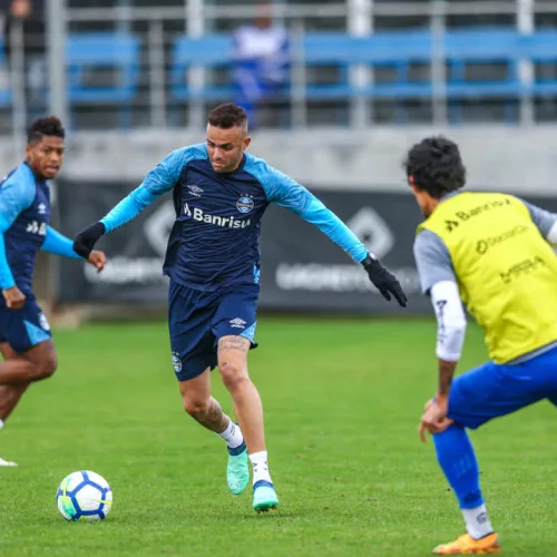 O gol de empate do Grêmio saiu no final do jogo-treino. Foto: Lucas Uebel/Divulgação