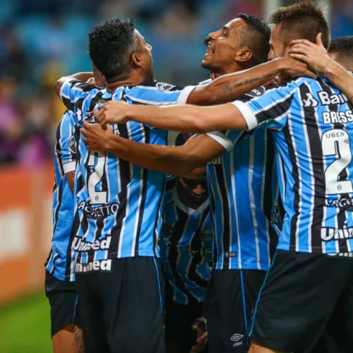 Com o resultado, o Grêmio chega a 23 pontos. Foto: Lucas Uebel/Divulgação