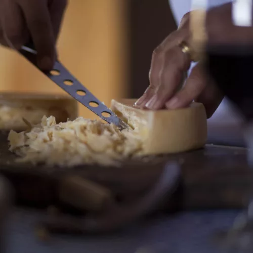 Serão 10 bancas com alimentos vindos diretamente de produtores locais. Foto: Divulgação/Aprocan