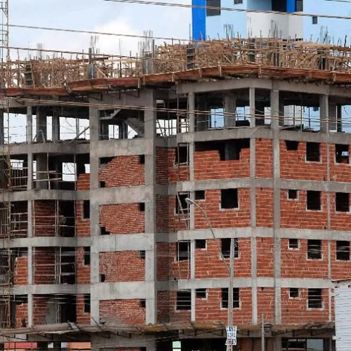 Índice de Confiança da Construção recuou 1,6 ponto em agosto, atingindo 79,4 pontos, e reverteu a alta de 1,7 de julho. Foto: Antônio Cruz/Agência Brasil