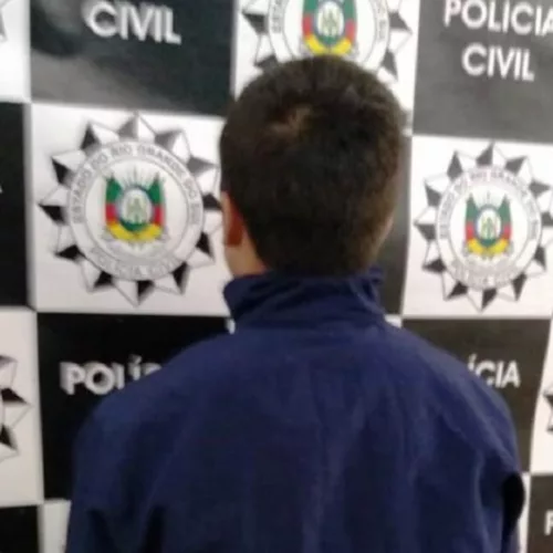 Preso ainda possui diversas acusações de crimes, como roubos majorados, roubo de veículo, entre outros. Foto: Polícia Civil/Divulgação