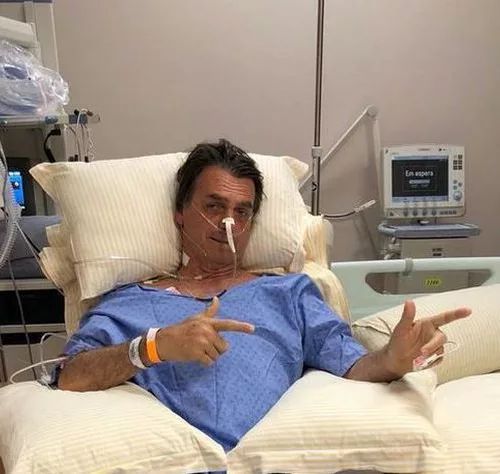 Bolsonaro antes da cirurgia de ontem. Candidato se recupera em  hospital de São Paulo       (Redes Sociais/Flávio Bolsonaro)