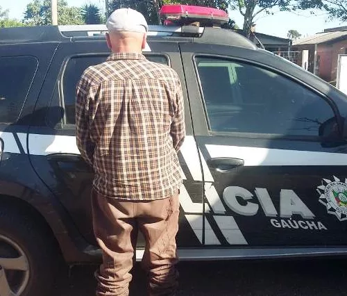 A prisão ocorreu na residência do idoso. Foto: Divulgação/Polícia Civil
