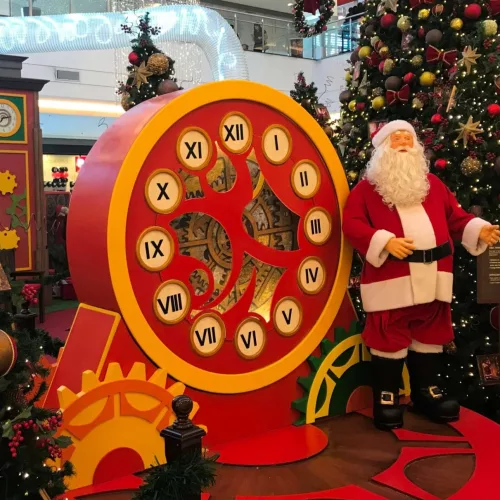 “O tempo é o melhor presente” é o tema da decoração de Natal do Canoas Shopping. Foto: Divulgação/Canoas Shopping