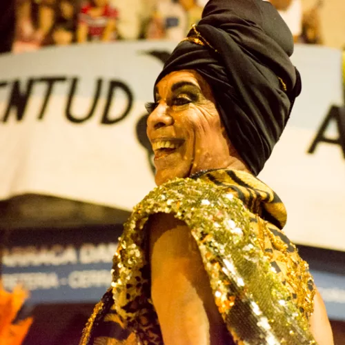 No dia 7 e 8 de fevereiro, acontecem os extraordinários desfiles de chamadas, ou “Desfile de Llamada”, em Montevidéu.. Foto: Serrana Díaz/Ministério de Turismo do Uruguai