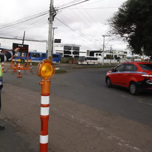 Via no bairro Humaitá recebe novas sinalização e iluminação, além de ciclovia. Foto: Ricardo Giusti/PMPA