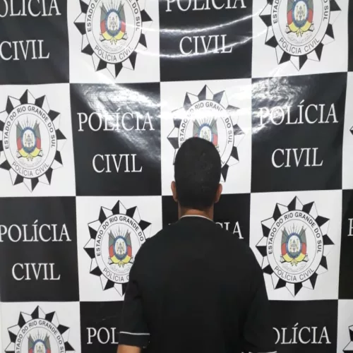 O homem foi preso em cumprimento de mandado de prisão temporária. Foto: Divulgação/Polícia Civil