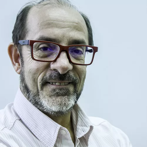 Marcos Santuário é professor da instituição e curador do Festival de Cinema de Gramado. Foto: Divulgação