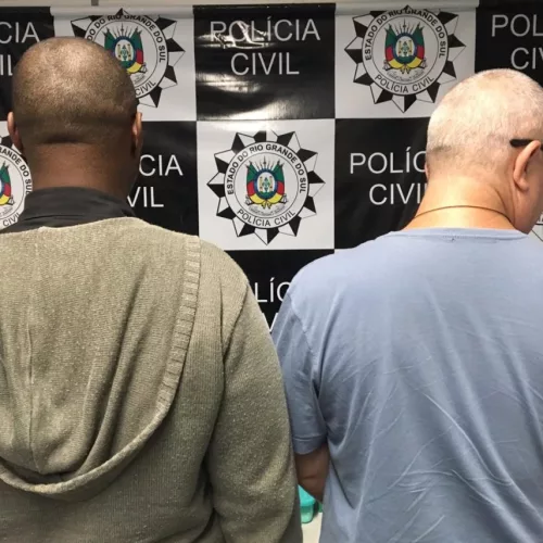Funcionários foram presos em flagrante. Foto: Divulgação/Polícia Civil 
