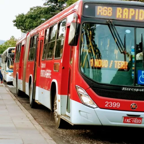 Movimentação de ônibus na avenida João Pessoa. Crédito: EPTC / Divulgação