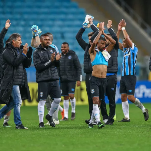 Com dois gols de Pepê, o Grêmio superou o time carioca por 2 a 1. Foto: Lucas Uebel/Divulgação 