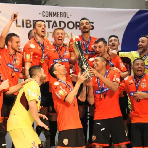 Time gaúcho se iguala ao Jaraguá como o maior campeão do torneio continental. Foto: Ulisses Castro/Divulgação 
