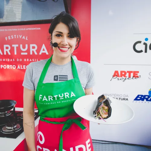 A chef Natalia Tussi. Foto Denison Fagundes/Divulgação