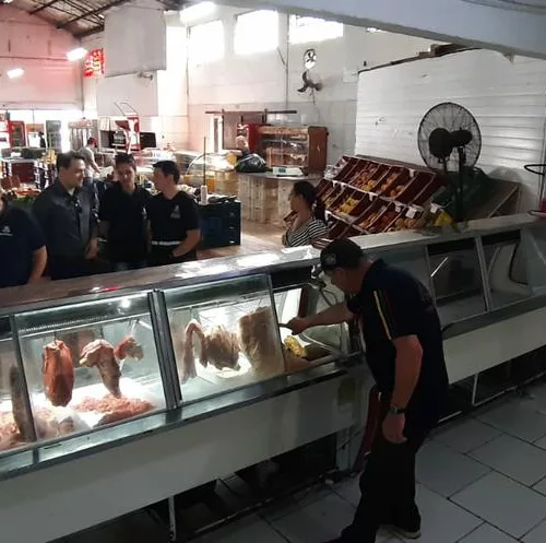 Programa Segurança Alimentar autuou três supermercados no município de Barra do Quaraí. Foto: Divulgação/MPRS