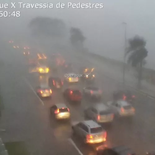 Imagem de um temporal que ocorreu em Porto Alegre no começo de 2020. Foto: Divulgação/EPTC