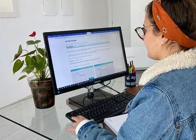 Funcionários participam de cursos nacionais e internacionais online que equivalem como horas trabalhadas. Foto: Divulgação