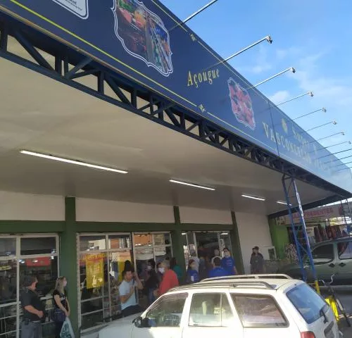 Supermercado foi interditado neste sábado (30). Foto: Divulgação/Prefeitura de São Leopoldo 