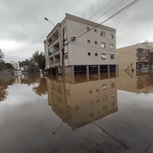 Chuva provocou enchente na cidade de Lajeado. Foto: Vitor de Arruda Pereira/Agora RS