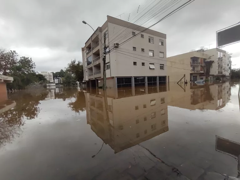 Chuva provocou enchente na cidade de Lajeado. Foto: Vitor de Arruda Pereira/Agora RS