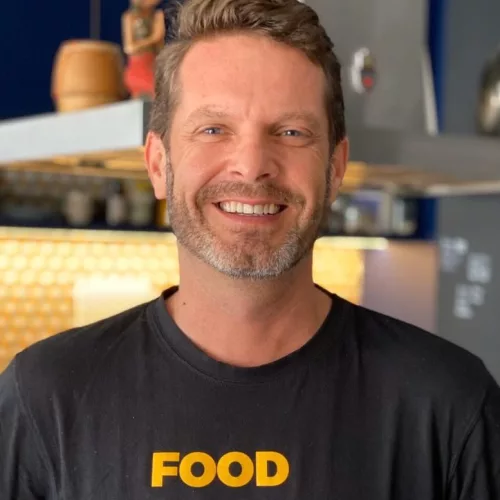 O chef e empreendedor social David Hertz, fundador da Gastromotiva. Foto: Divulgação