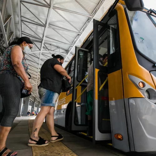 Porto Alegre, RS - 13/01/2021: Transporte coletivo - modal Ônibus. Foto: Cesar Lopes/PMPA