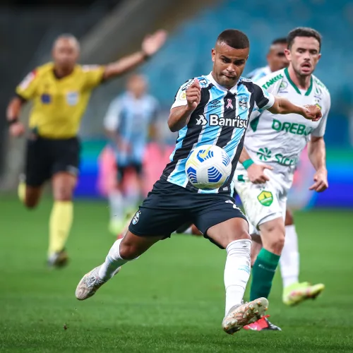  Lance da partida entre Grêmio e Cuiabá disputada na noite desta quarta-feira, na Arena do Grêmio. Foto: Lucas Uebel/Grêmio 