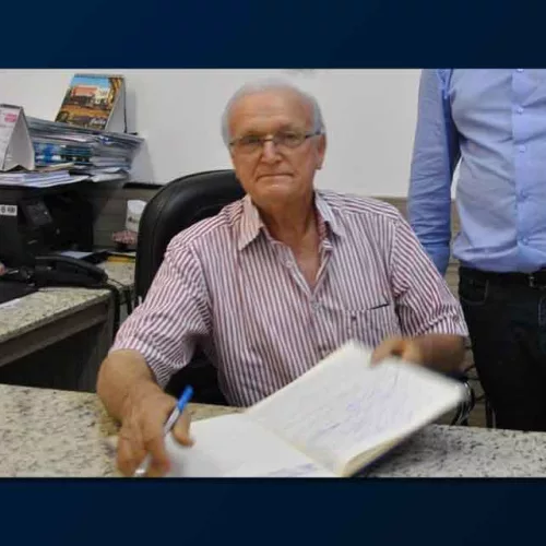 Prefeito de Palmitinho, Caetano Albarello, de 76 anos. Foto: Prefeitura de Palmitinho / Divulgação