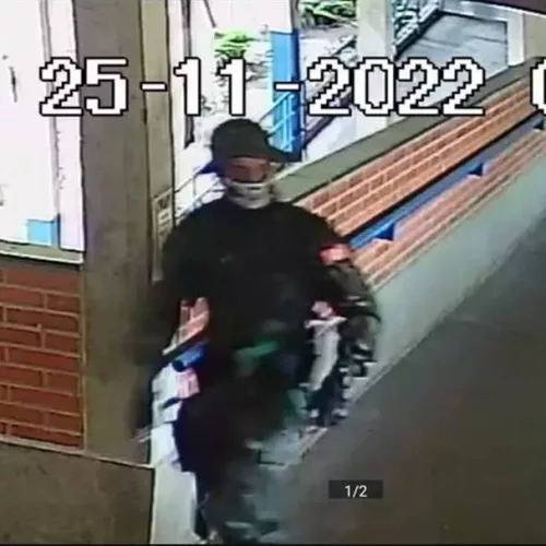 Atirador é procurado pela Polícia do ES. Foto: reprodução / câmera de videomonitoramento