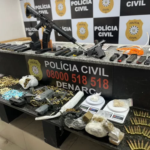 Armas estavam armazenadas no bairro Partenon. Foto: Polícia Civil / Divulgação