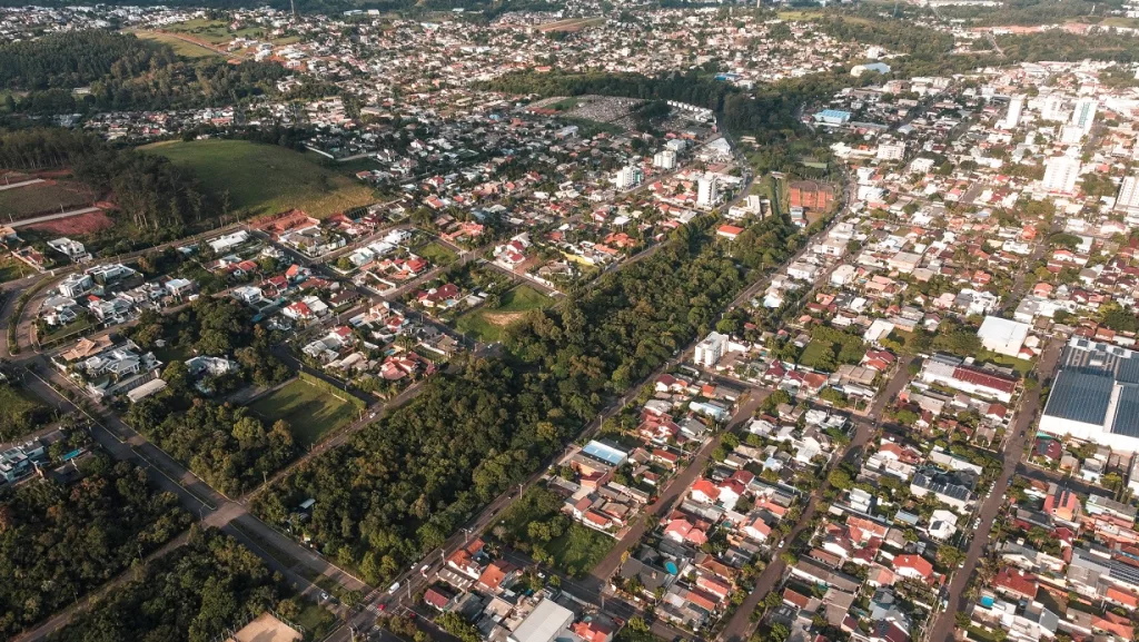 Vista aérea mostra cidade de Campo Bom, no Vale do Sinos.
