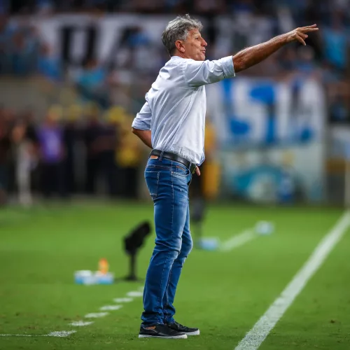 Renato Gaúcho durante o clássico Gre-Nal na Arena. Foto: Lucas Uebel/Grêmio 