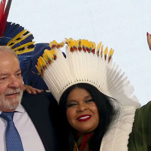 Presidente Lula na cerimônia de posse da ministra dos Povos Indígenas, Sonia Guajajara, em janeiro de 2023. Crédito: Valter Campanato / Agência Brasil