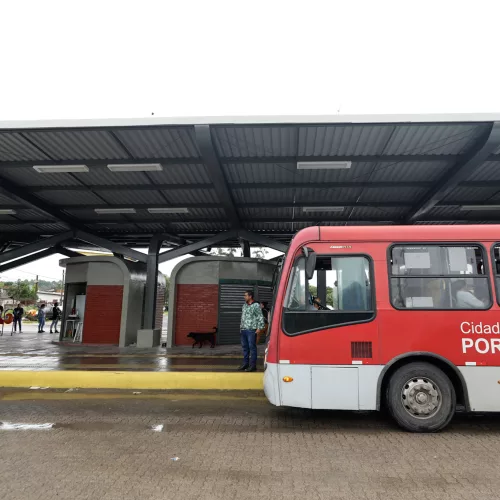 Porto Alegre, RS, 08/05/2023 | Terminal de ônibus Nilo Wulf, na Restinga. Foto: Pedro Piegas/PMPA