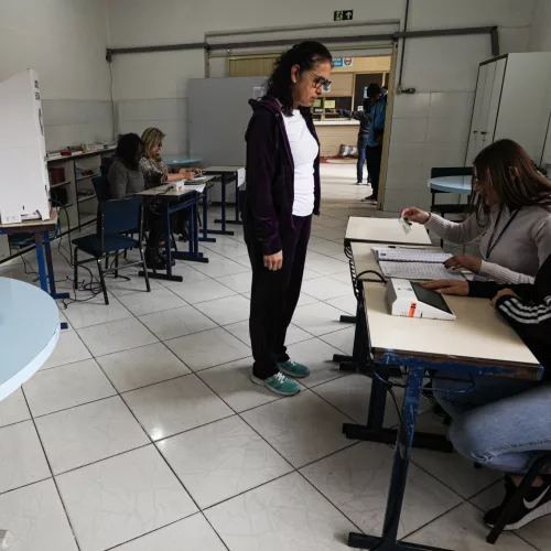 Eleição na Escola Estadual Gonçalves Dias, Passo da Areia - Foto: Júlio Ferreira / PMPA