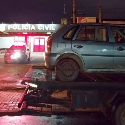 O carro foi apreendido. Foto: Divulgação/Guarda Municipal de Imbé