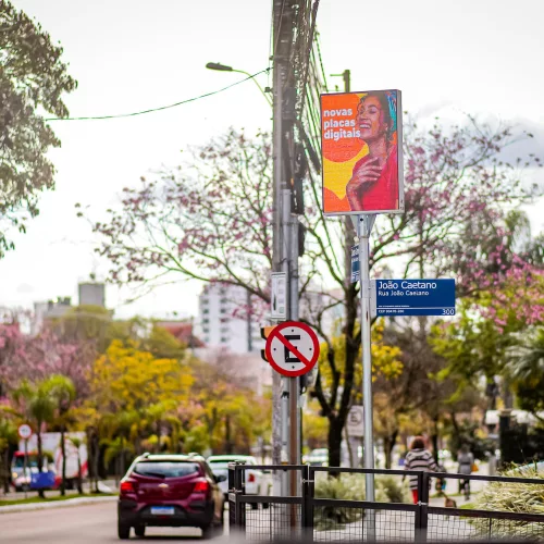 Avenida Carlos Gomes, esquina com a rua João Caetano, no bairro Três Figueiras. Foto: Alex Rocha/PMPA